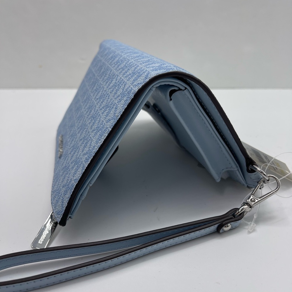MICHAEL KORS JST Lg Double Zip Signature Logo Wristlet Wallet 
Pale Ocean 
NWT - Picture 5 of 16